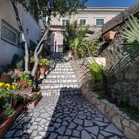 Antonia Apartman Bakar
